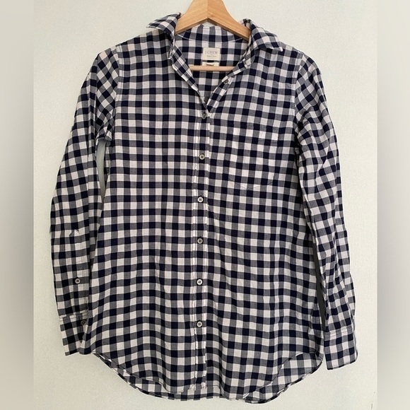 J. CREW NAVY BLUE CHECKERED BUTTON UP SHIRT BOY FIT SIZE XS - Picture 1 of 7